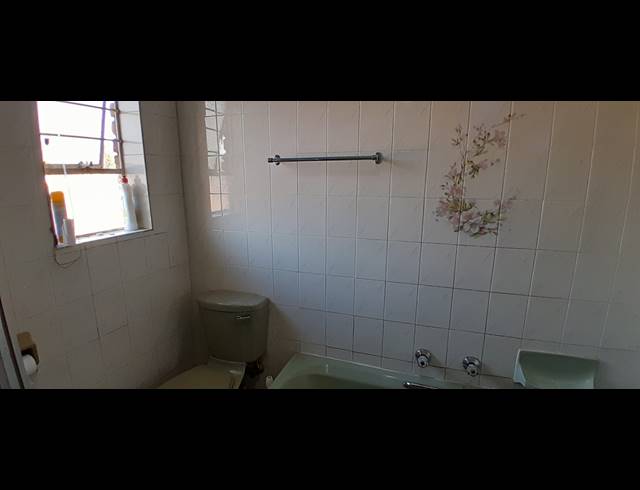 2 BEDROOM SECTIONAL TITLE FOR SALE IN BENONI CENTRAL